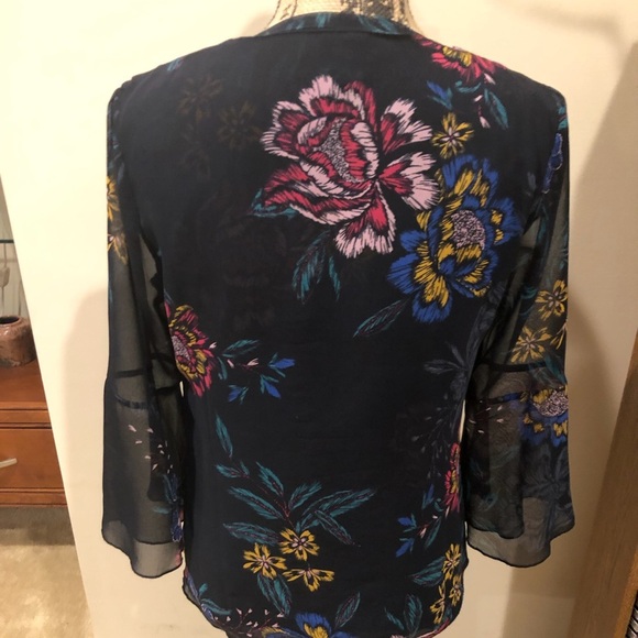 Cabi top - Picture 5 of 6